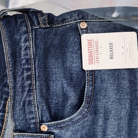 NWT Levis Signature by Levi Strauss Relaxed Fit Men's Size 42x32 PRICE FIRM - Picture 6 of 9